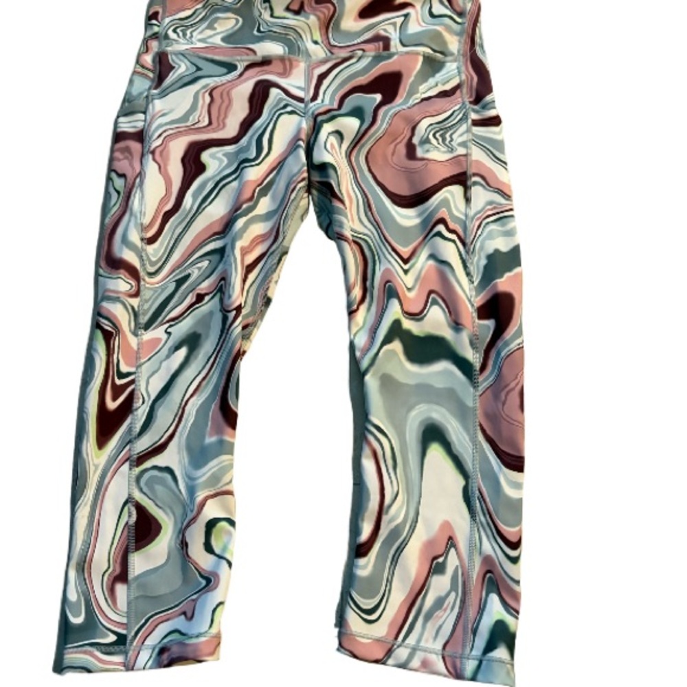 Athleta Multi Color Print Pocket Capri Leggings size L